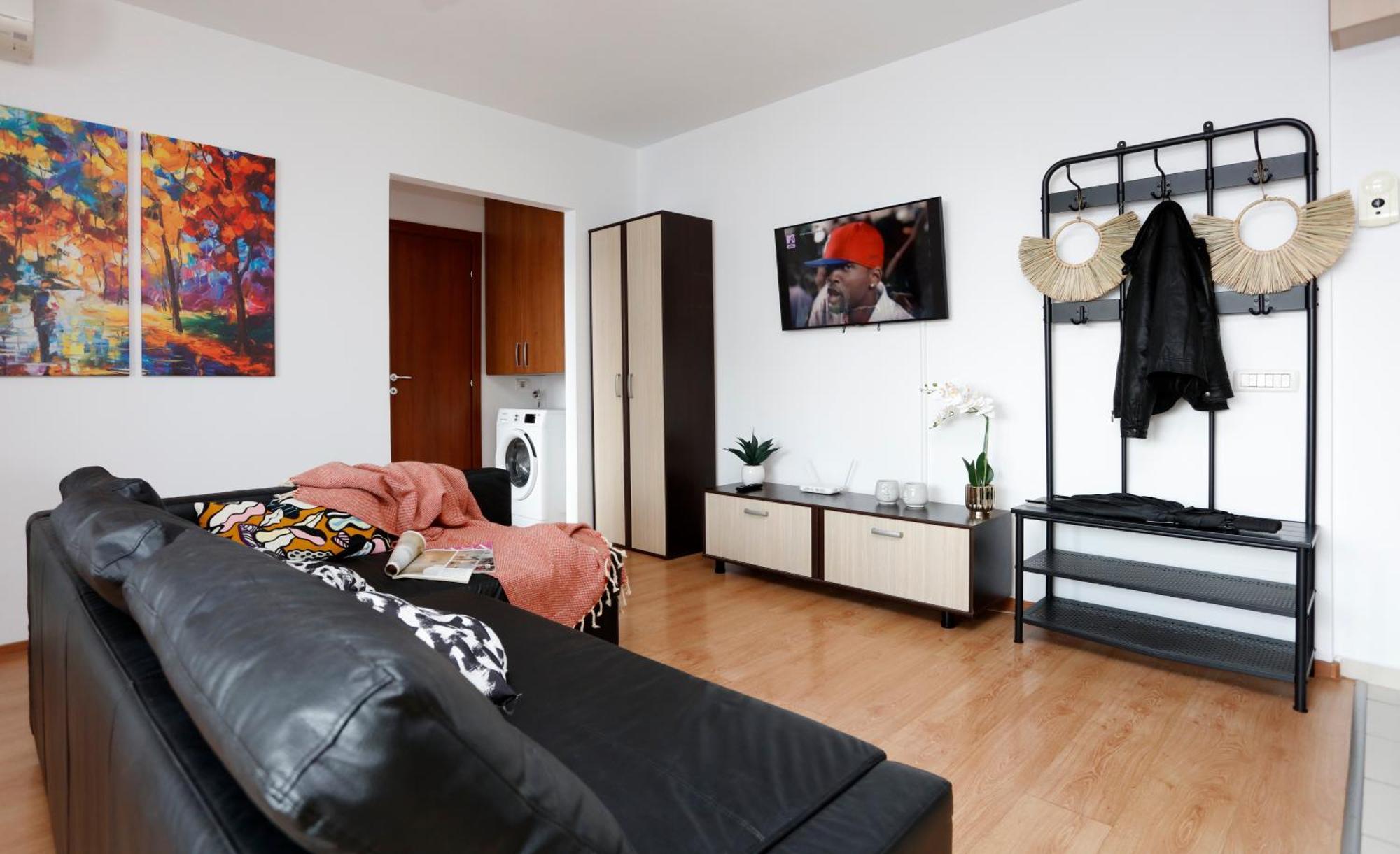 Enchanting Retreat - Historic Old Town - Pet-Friendly Haven - Steps From Unirii Bucharest Luaran gambar