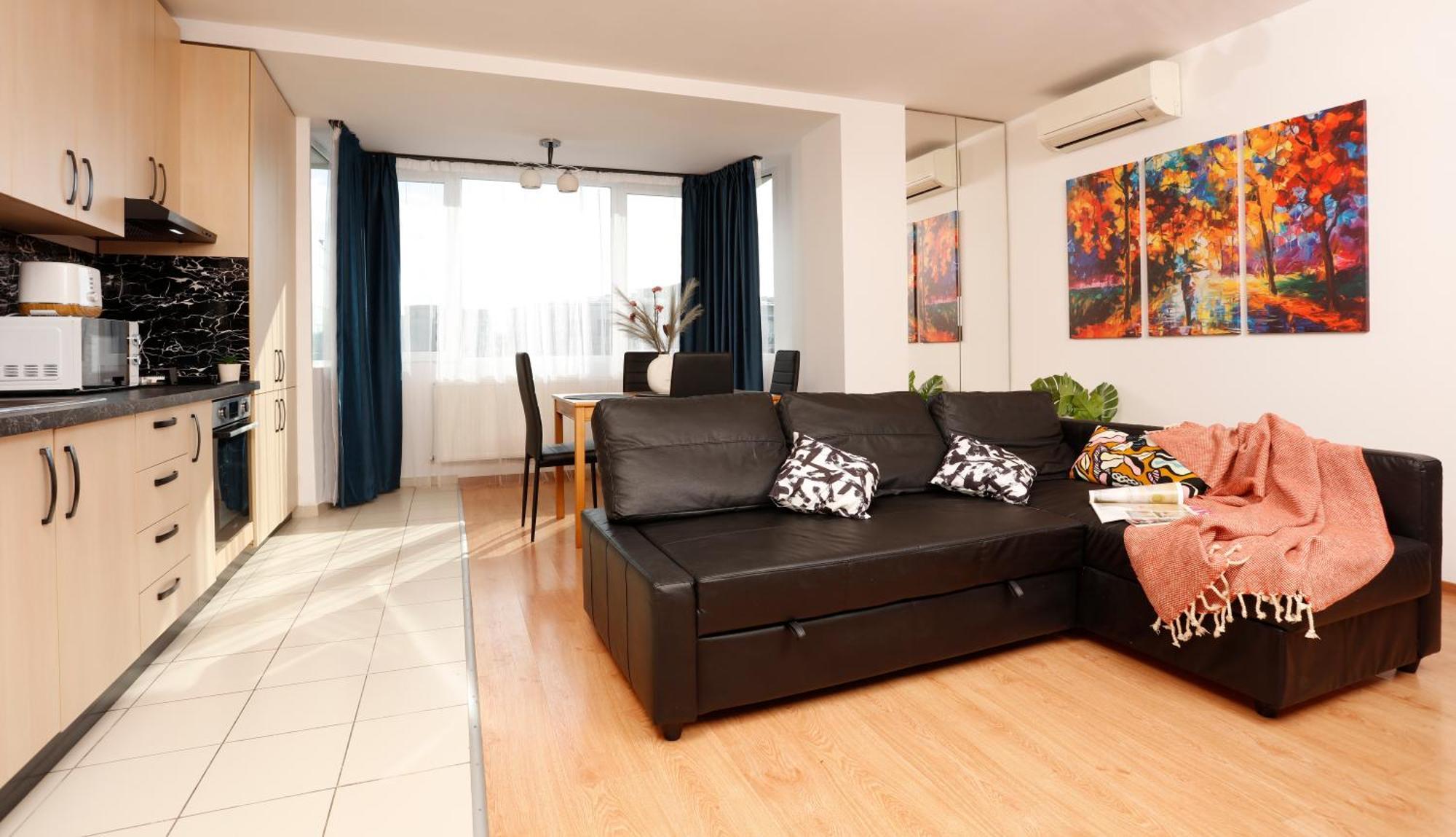 Enchanting Retreat - Historic Old Town - Pet-Friendly Haven - Steps From Unirii Bucharest Luaran gambar